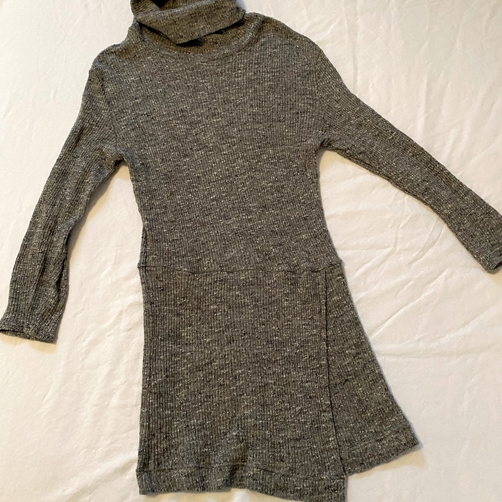 Free people turtleneck tunic size small